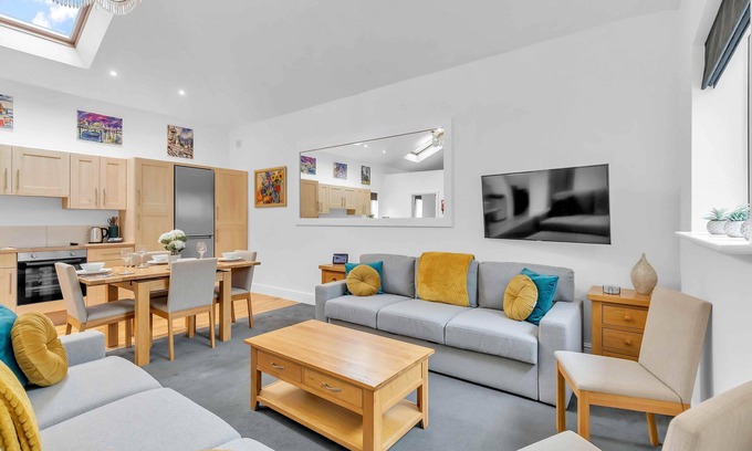 Rottingdean House | Garden Lodge With Parking | By My Getaways