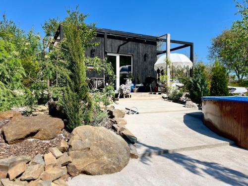 Drahobudice House | Garden Residence - The Nest