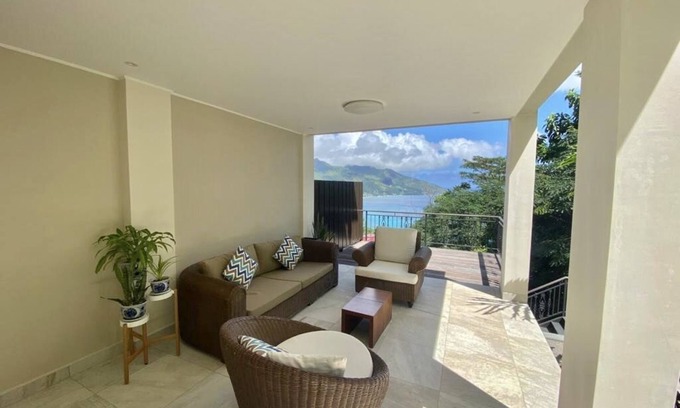 Glacis Bed & Breakfast | Garden View Suite