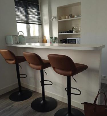 Montparnasse Apartment | Gare Montparnasse,gorgeous1 bedroom,close to Eiffel tour,center , stuning place