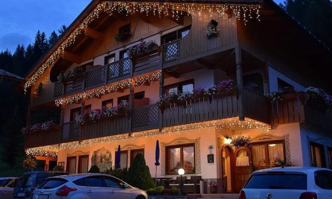 Pescul Hotel | Garní Ladinia