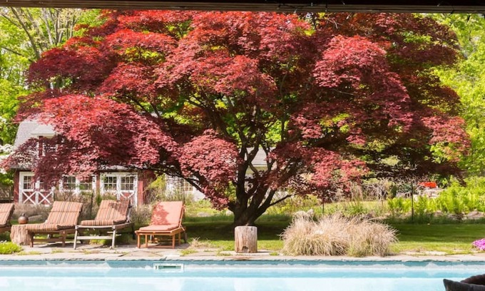 Garrison House | Garrison Gem Pool Sauna Hot Tub Steam