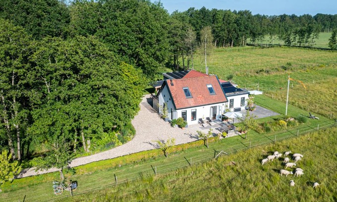 Walterswald House | gastenverblijf Pure Rust