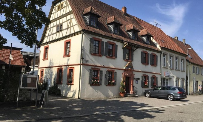 Reihen Hotel | Gasthaus Löwen