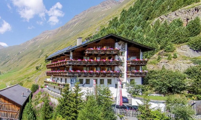 Soelden Hotel | Gasthof Geierwallihof Klotz Konrad KEG