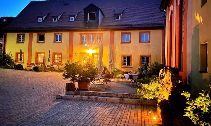 Gnotzheim Hotel | Gasthof Gentner