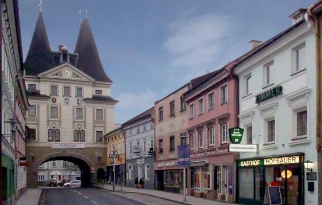 Schwanenstadt House | Gasthof Hofbauer
