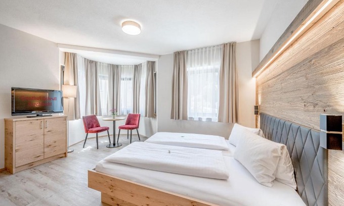 Kirchbichl Hotel | Gasthof Schroll