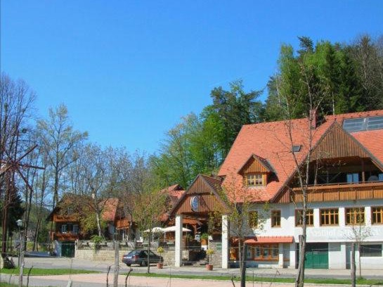 Aichegg Hotel | Gasthof Stegweber