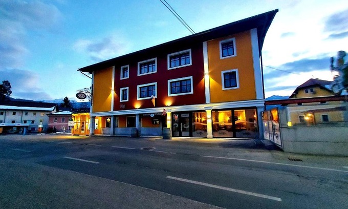 Feistritz an der Drau Hotel | Gasthof Zentral