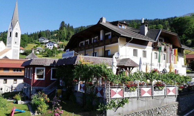 Berg im Drautal House | Gasthof "zur Schmiede" - Doppelzimmer mit Balkon