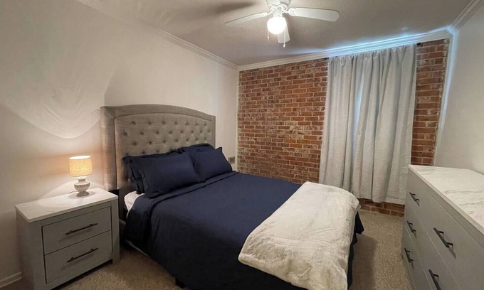 Highlands - Perkins Condo | Gated 3 bedroom, 2 bath condo with a pool located just outside Northgates of LSU