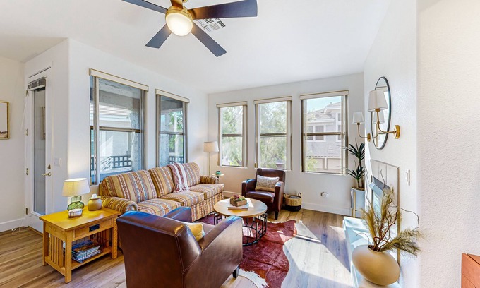 Kierland Condo | Gated community condo with pool, hot tub, gym, & private patio - near golf