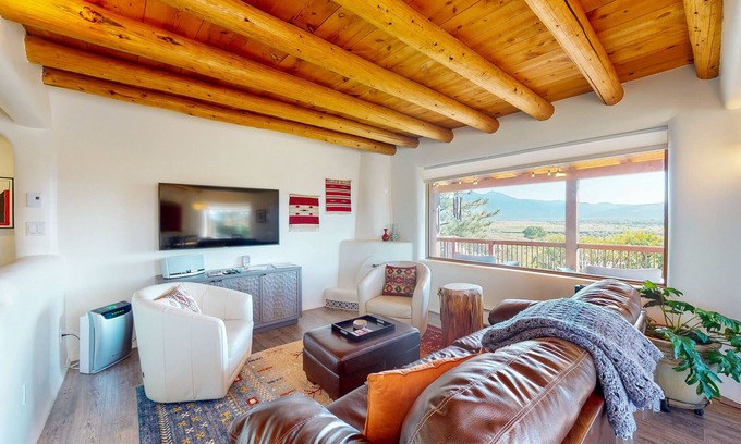 Taos House | Gated mountain-view gem with tennis, labyrinth, rooftop bar, private hot tub