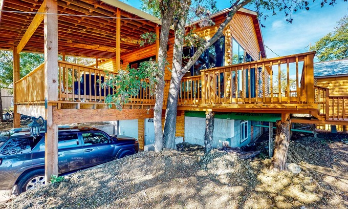 Princeton Cabin | Gated ranch home on 5 acres with Lavon Lake access, ATV trails, petting zoo
