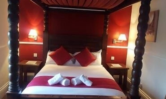 Cleckheaton House | Gateway Lodge