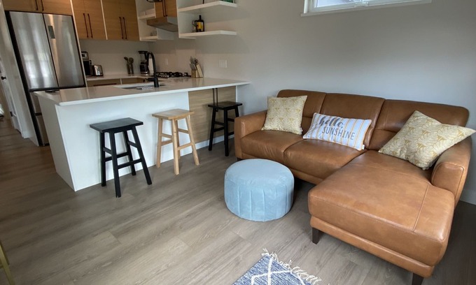 Okanagan-Similkameen Apartment | Gateway to Naramata Bench - Executive 2 bedroom suite on the edge of town.
