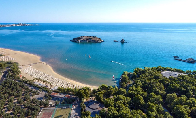 Vieste Hotel | Gattarella Family Resort - Self-catering accommodations in the pinewood