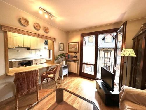 Sallent de Gallego Apartment | Gaudioso by Cardi Suites