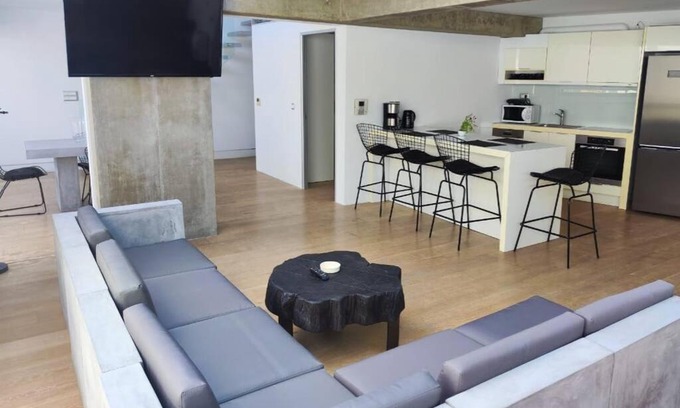 Athens City Centre Apartment | Gazi pool house