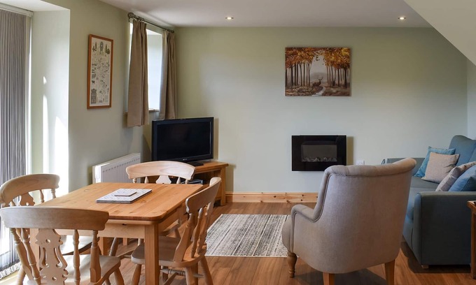 Holymoorside Cottage | 2 bedroom accommodation in Holymoorside near Chesterfield