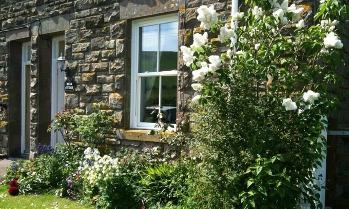 Cornhill on Tweed Cottage | BRIAR COTTAGE, pet friendly in Town Yetholm And Kirk Yetholm