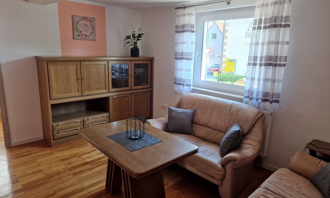 Waldlaubersheim Apartment | Gemütliche Ferienwohnung im Idyllischen Weindorf