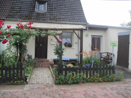 Dobbin-Linstow Apartment | Gemütliche Ferienwohnung, separater Eingang