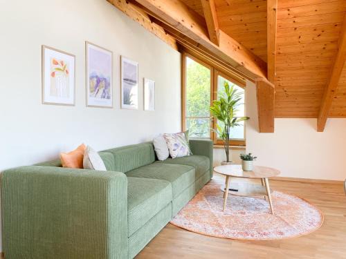Oberdorla Apartment | Gemütliche Ferienwohnung mit Panoramafenster