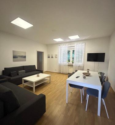 Barmen Apartment | Gemütliche Ferienwohnung - voll ausgestattet, zentral aber ruhig !