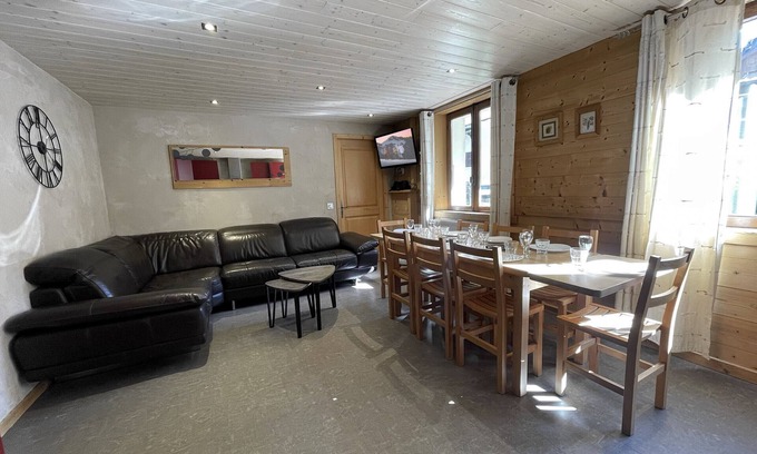 Pers-Jussy Apartment | Gentianes 1 - Apartment 3* in the village, near ski slope for 8 people