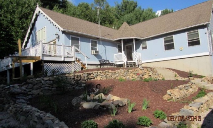 Ossipee House | GEOFFROY FARM 3 Bdrm (Ask about our long term discounts).n min.stay of 60days