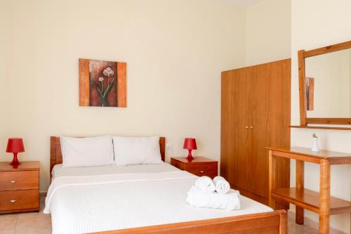 Aristotelis Hotel | GEORGE AND MARIOS STUDIOS Inn