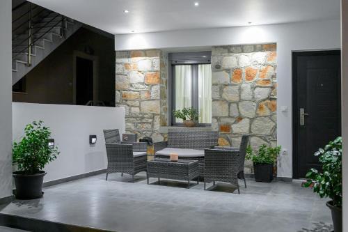 Vonitsa Apartment | George luxury stone apartment