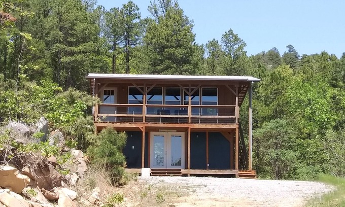 Tuskahoma Cabin | Get Away in your Truck or SUV to the Scenic and Secluded Whispering Pines Cabin