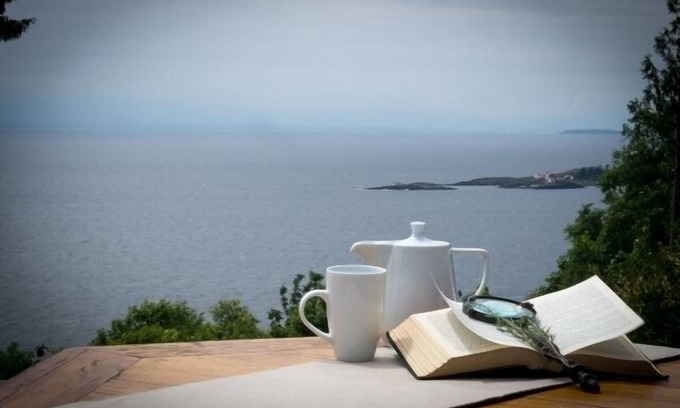 Halfmoon Bay House | Get Away to Peaceful Sunshine. Barooga