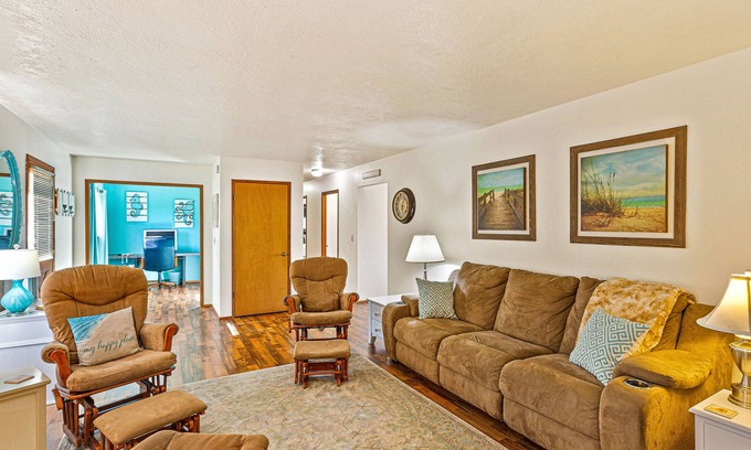 Westport Cottage | Get Sandy Feet at Surf Street Retreat