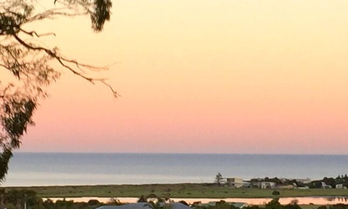 Sellicks Beach Cottage | Getaway! To Sellicks Beach to enjoy all this area has on offer. Sleeps 7