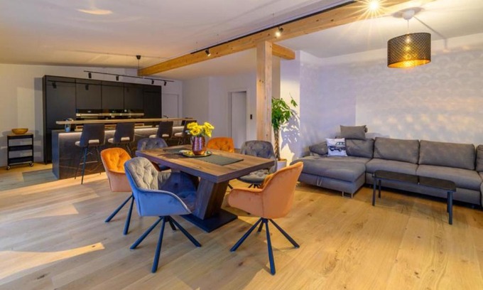 Gmuend in Kaernten Apartment | Gh Alte Post - Top 7 Admiral