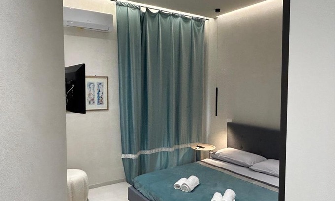 Santa Lucia House | Giù per la Costa - Siracusa