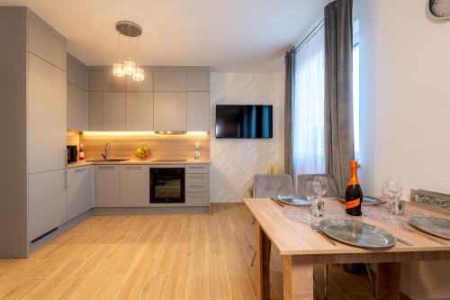 Gorzow Wielkopolski Apartment | Gicek Apartament 11A bezpłatny PARKING Faktura VAT 4 osobowy K-S SSE