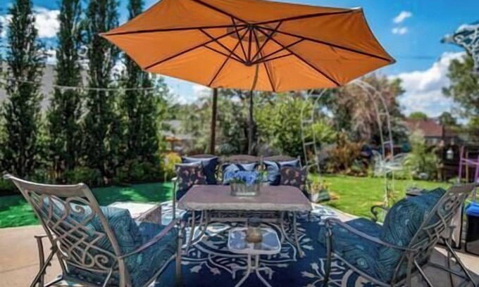 Centennial House | GIGWiFi, 420 Garage Lounge, Streaming, Family Frndly