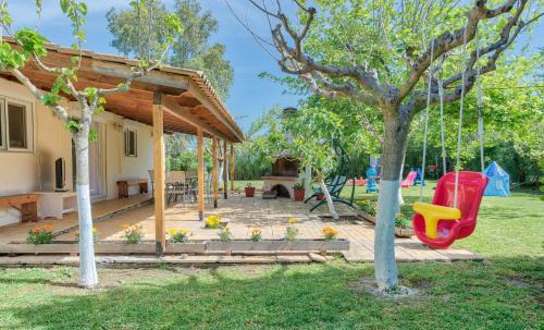 Gaitanion House | Gina's Green Nest Cottage by "Elite"