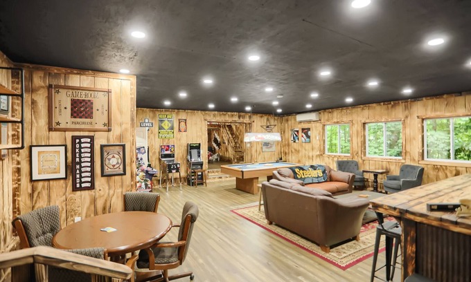 James Creek Ski Chalet | Gingerbread Chalet- Raystown- Shy Beaver