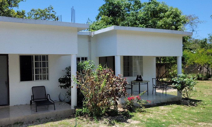 Negril House | GinTonic.Negril Jamaica