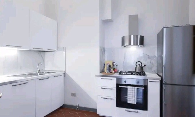 San Niccolo Apartment | GIOTTO 3BR 2 BTH IN THE HEARTH OF FLORENCE