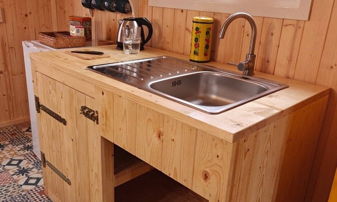 Bergeijk Cabin | Gipsy wagon 2pers at camping Lindershoeve Bergeijk where tranquility and nature come together