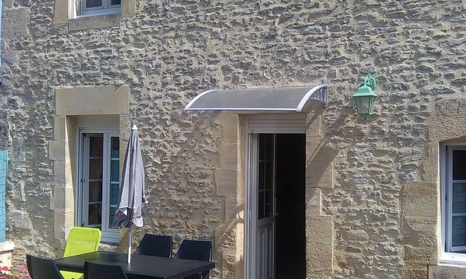 Ryes House | Gite 3km from D-Day beaches and 6km from Bayeux Tour de France 2025 stage