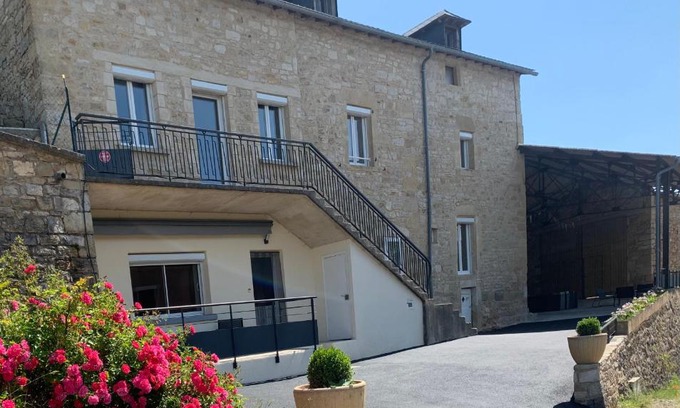 Coussergues House | Gite 4 étoiles - La Maison de Paul