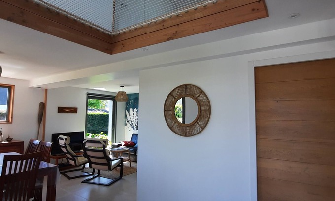 Trevou-Treguignec House | Gîte 6 pers - Beach 10 minutes walk - enclosed garden in quiet area